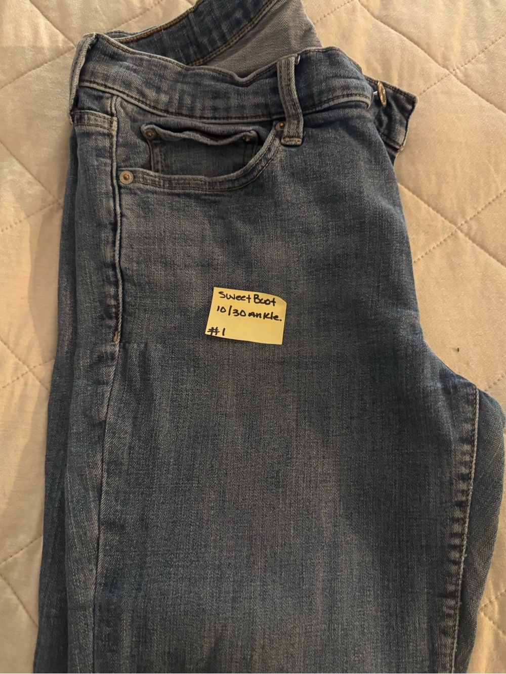 Lucky Brand Women’s Bootcut Jeans in Medium Blue Wash